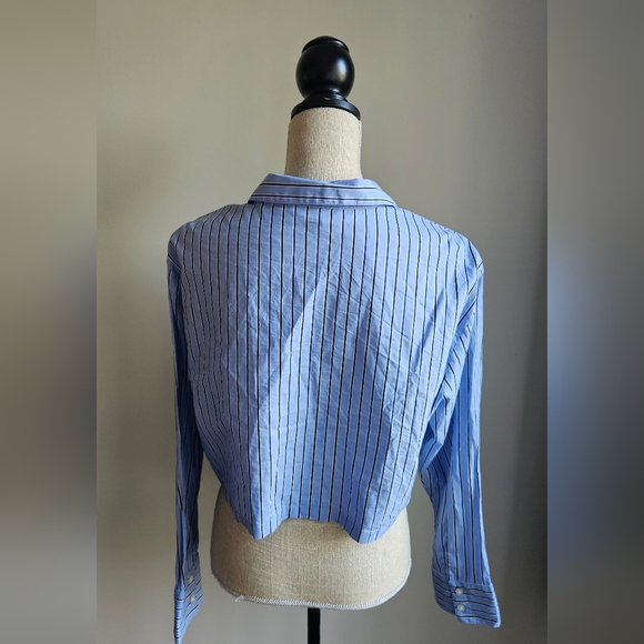 H&M Stylish Blue Striped Button Down Shirt - Picture 4 of 6